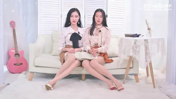 [SSA丝社] 评测 NO.132 君君&雪儿 双人开箱国产安幸幻系列无缝油亮丝袜评测视频（上） - SSA丝社